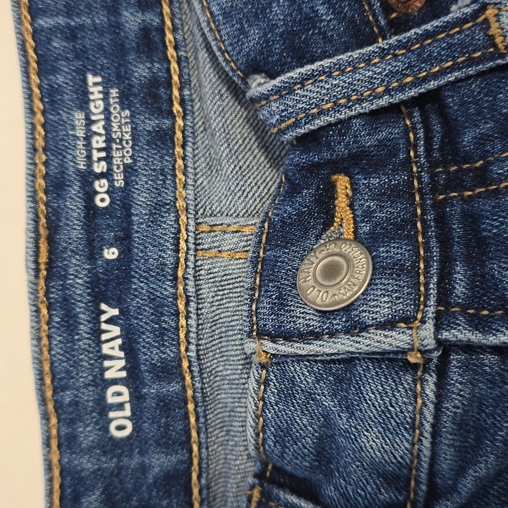 Old Navy High-Rise OG Straight Denim Blue Women's Shorts/ Size 6 - Picture 4 of 10